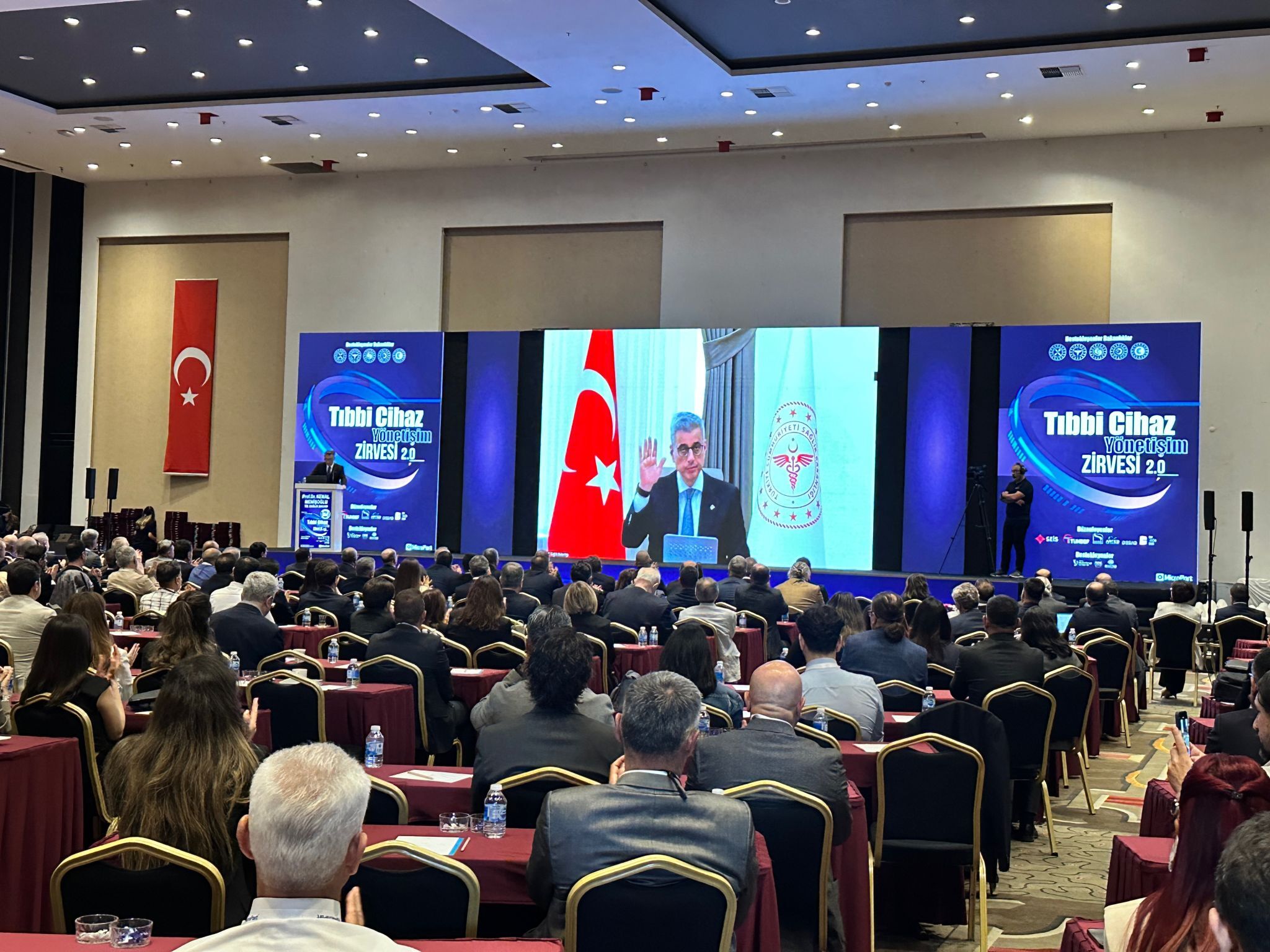 Tıbbi Cihaz Yönetişim Zirvesi 2.0, “Stratejiden Dönüşüme, İş Birliğinden Küresel Vizyona” Temasıyla Antalya’da Başladı