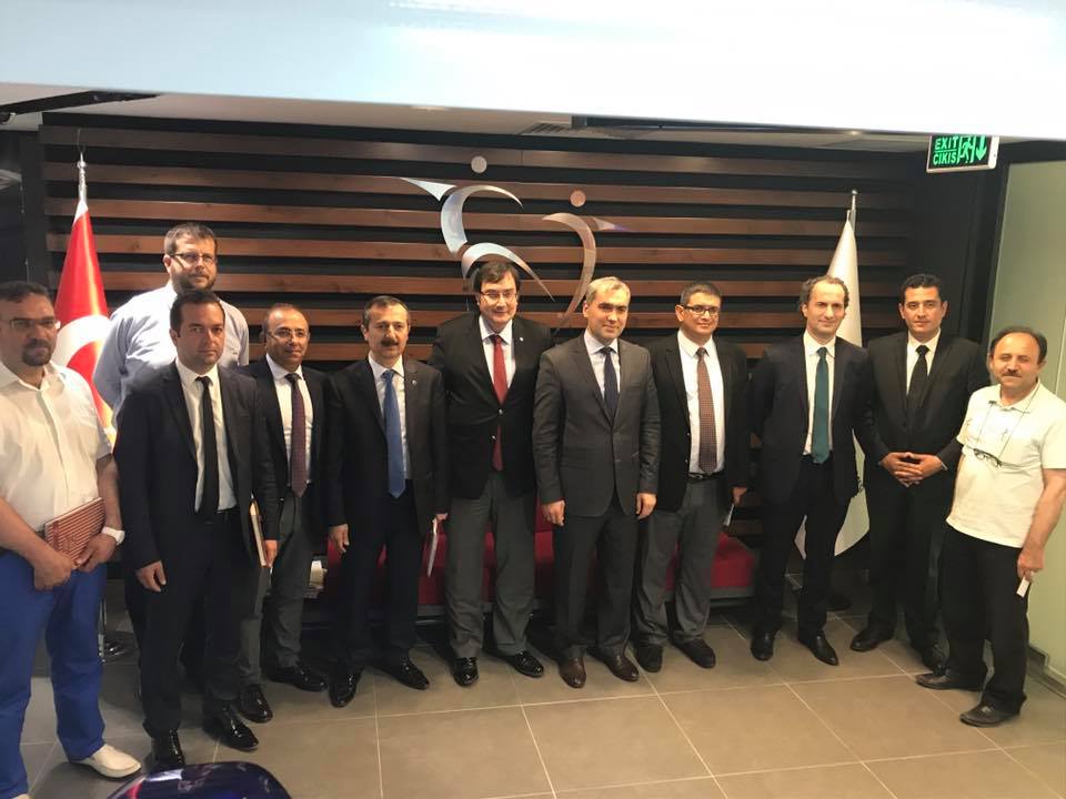 Türkiye İlaç ve Tıbbi Cihaz Kurumu Başkanı Sn. Dr. Hakkı GÜRSÖZ Ortak Showroom'u ziyaret etti
