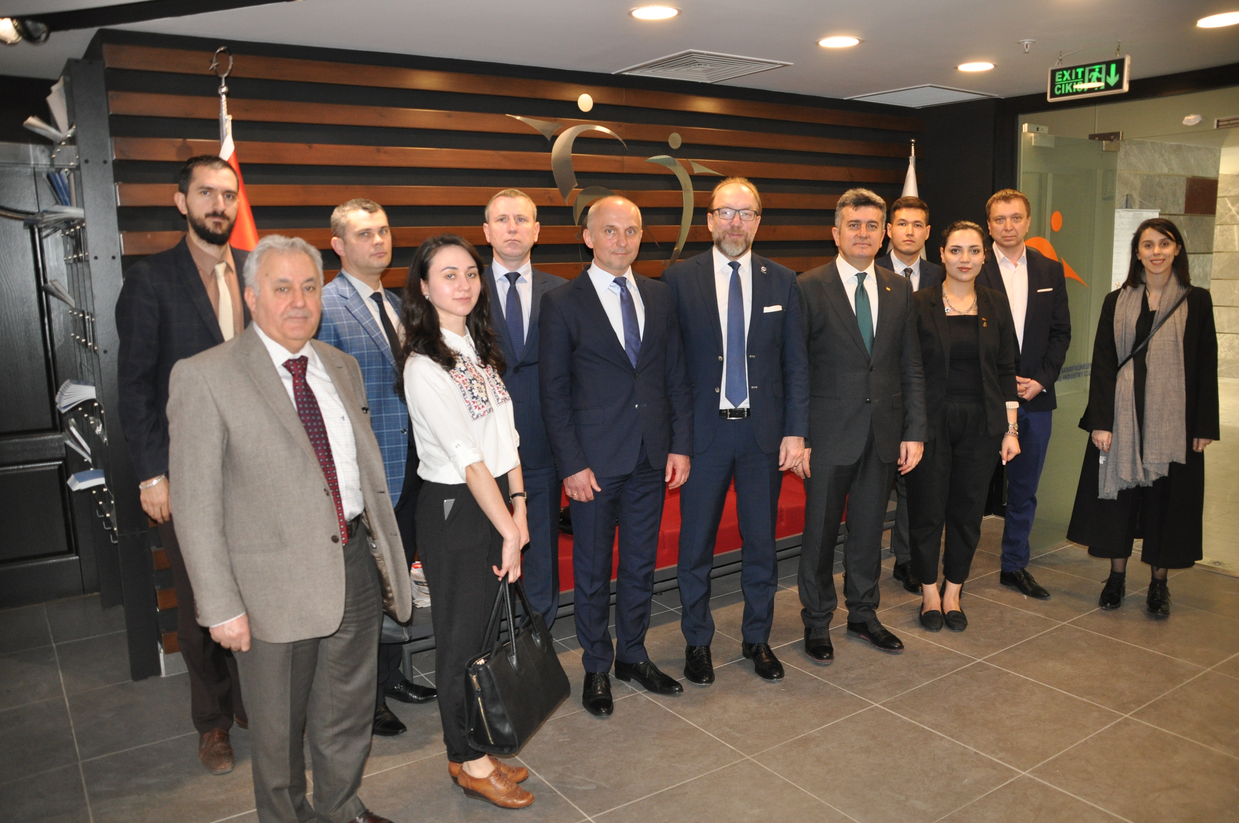 Ukrayna Heyeti Showroomumuzu ziyaret etti!..