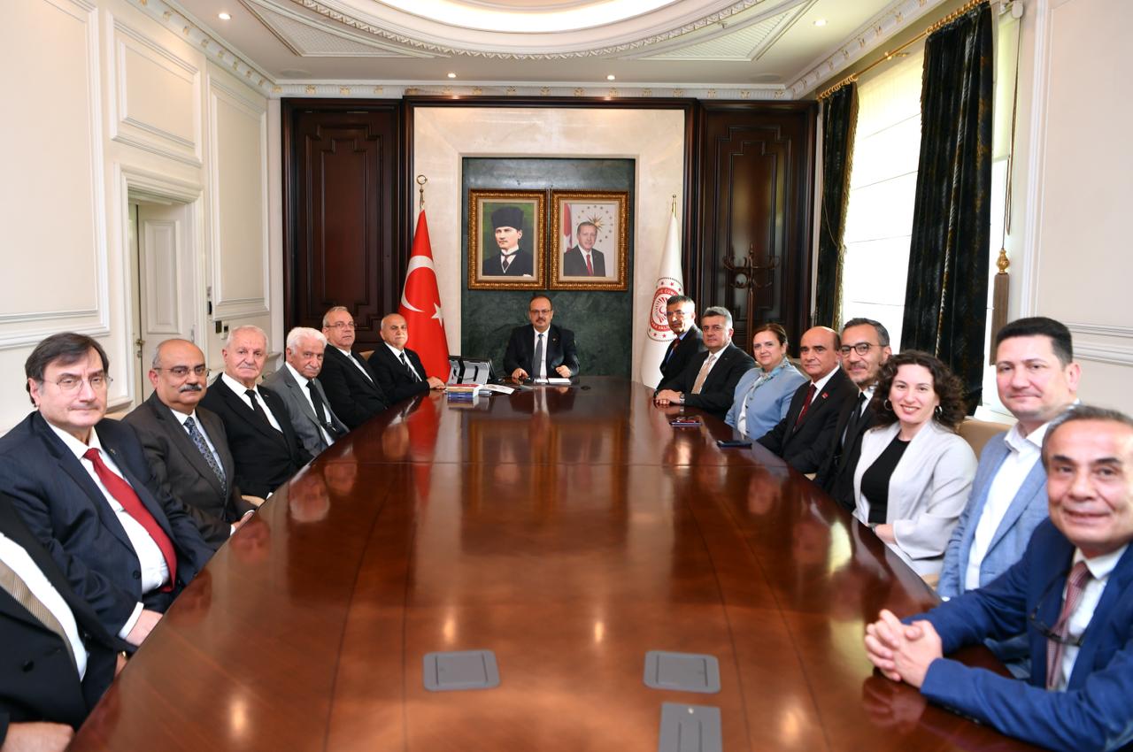 OSTİM Heyeti Ankara Valisi Yakup Canpolat'ı Ziyaret Etti
