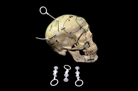 CRANIOSTOP KRANIAL FIKSASYON SISTEMI